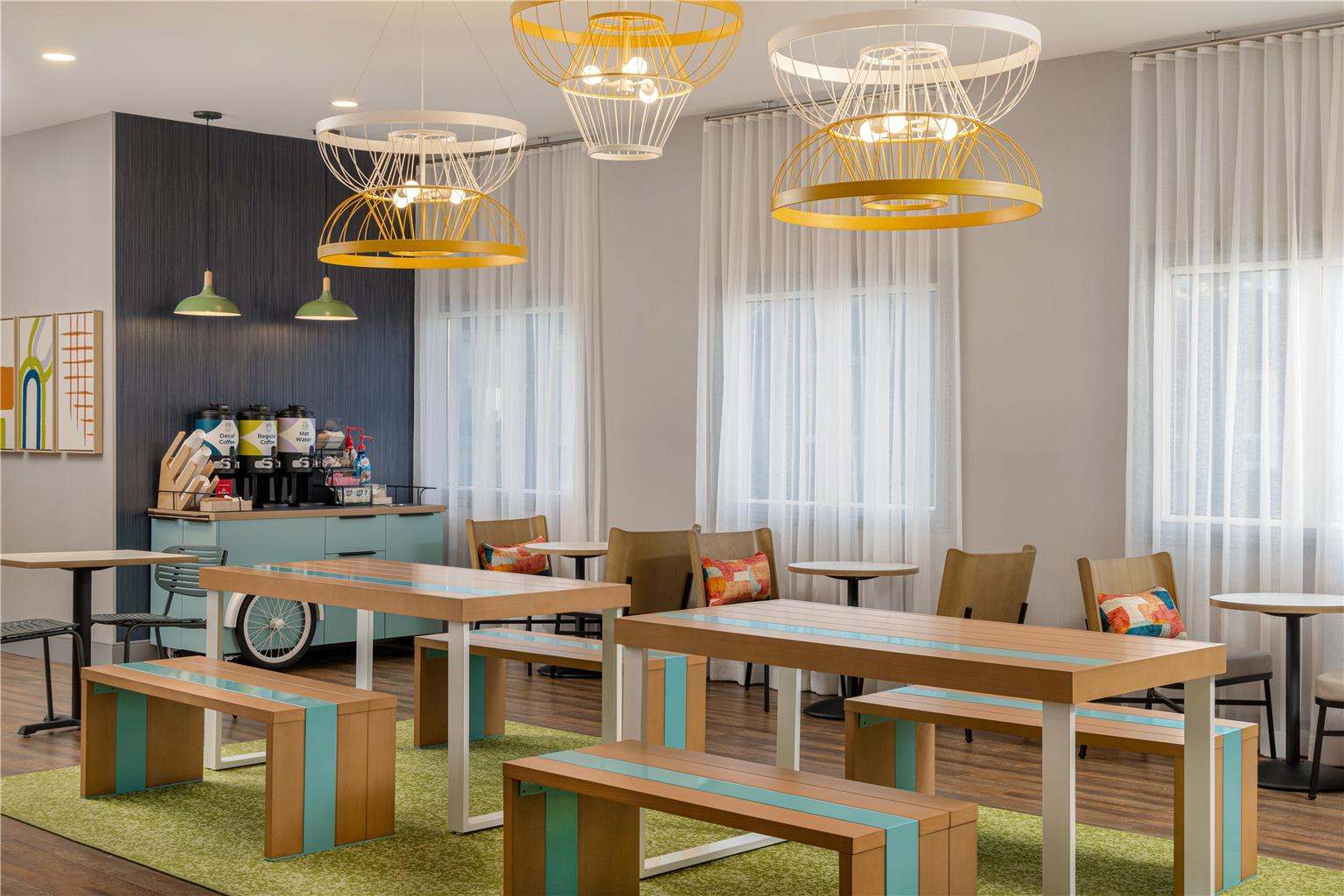 Images Spark by Hilton Toronto Mississauga