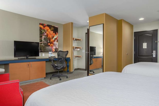 Images Hilton Garden Inn Phoenix Airport