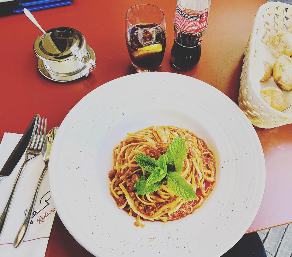 Restaurant La Piazza Friesenberg, Friesenbergplatz 7 in Zürich