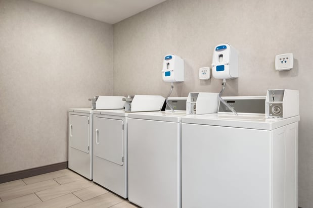 Images Holiday Inn Express Syracuse Airport by IHG