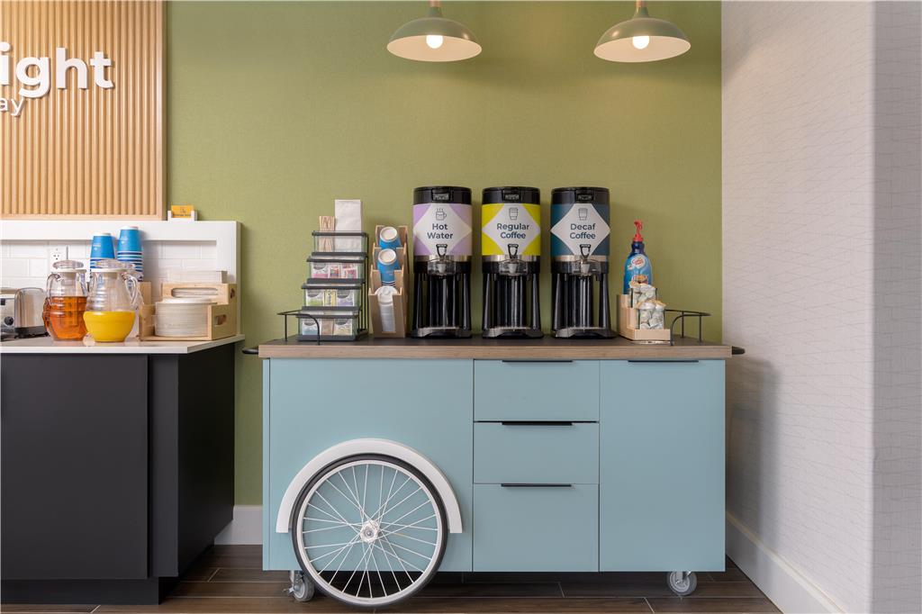 Images Spark by Hilton Woodstock