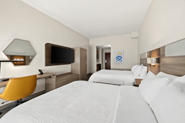 Images Holiday Inn Express & Suites Raleigh NE - Medical Ctr Area by IHG