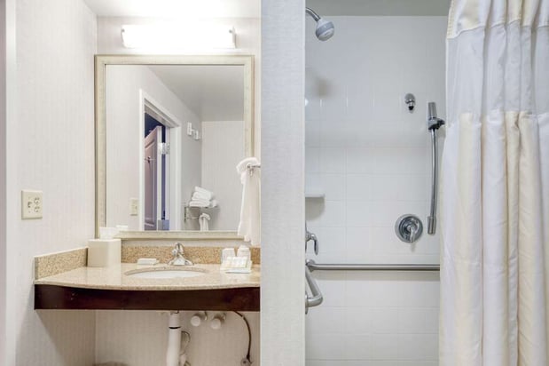 Images Hilton Garden Inn Durham Southpoint