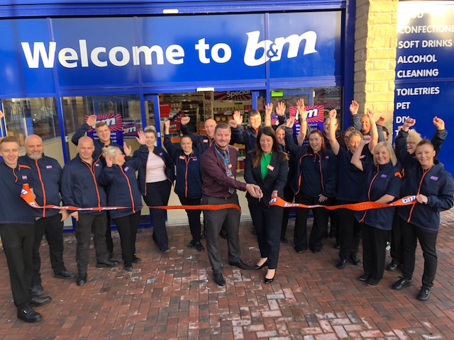The store team is ready and the ribbon's been cut! B&M is open for business in Hoyland! You'll find B&M's newest store located in the heart of the town on Market Street.