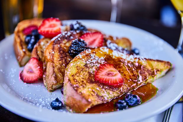 Images Curbside Eatery & Drinkery