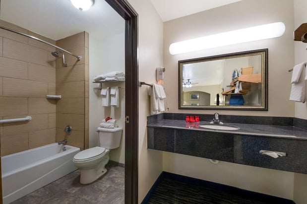 Images SureStay by Best Western Falfurrias