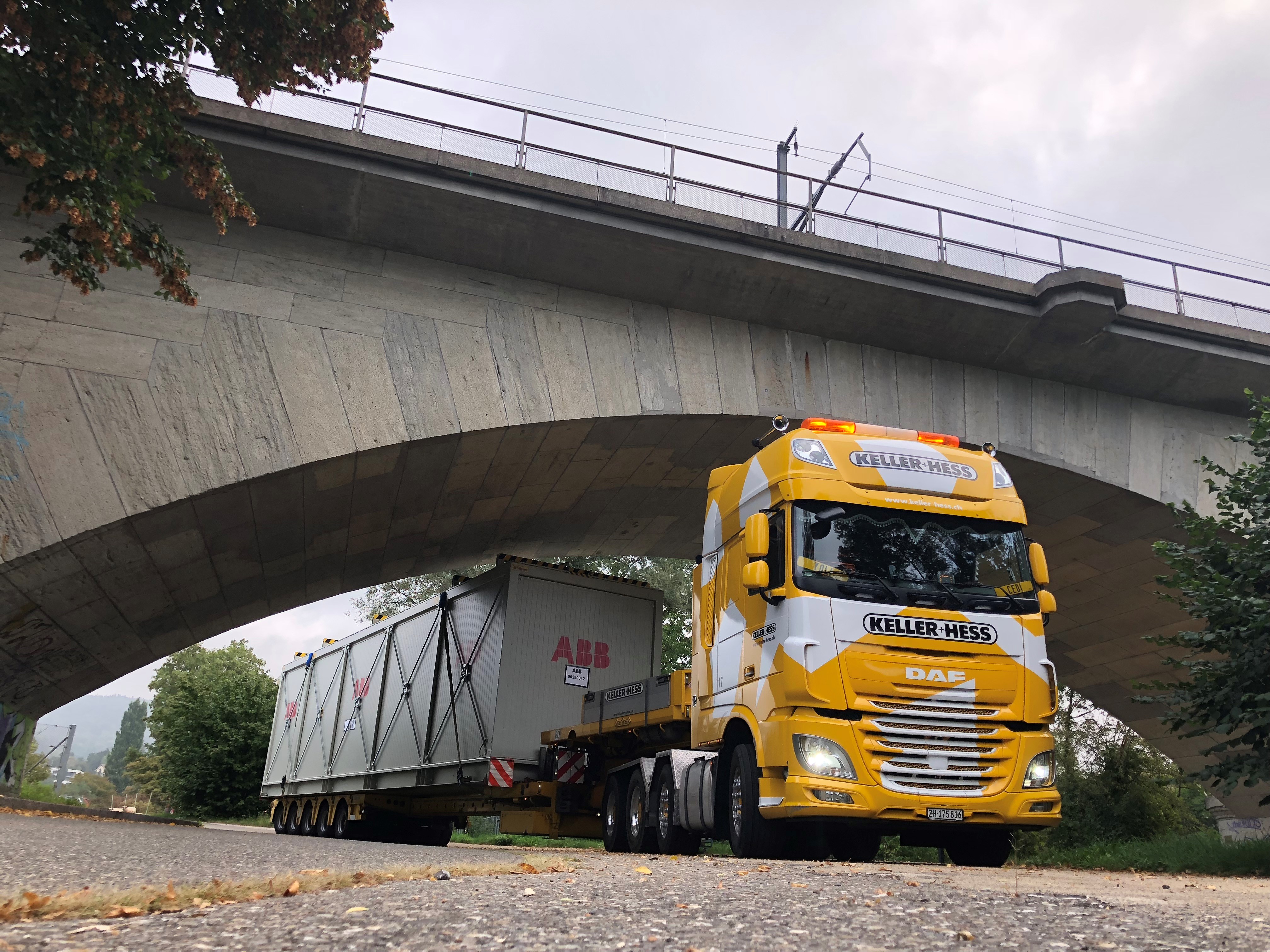 Keller + Hess AG, Riedthofstrasse 172 in Regensdorf