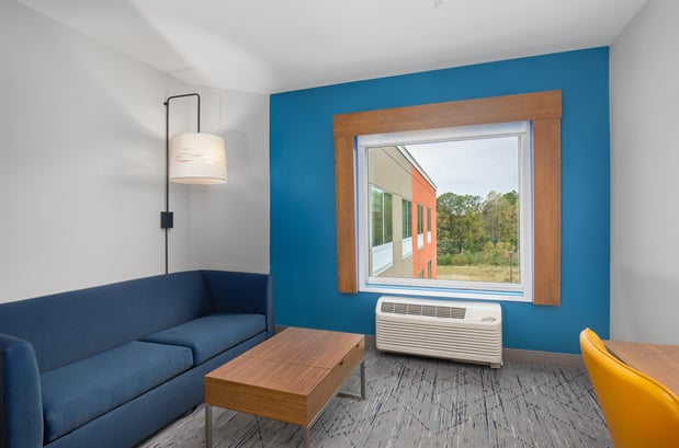 Images Holiday Inn Express & Suites Carrollton West by IHG