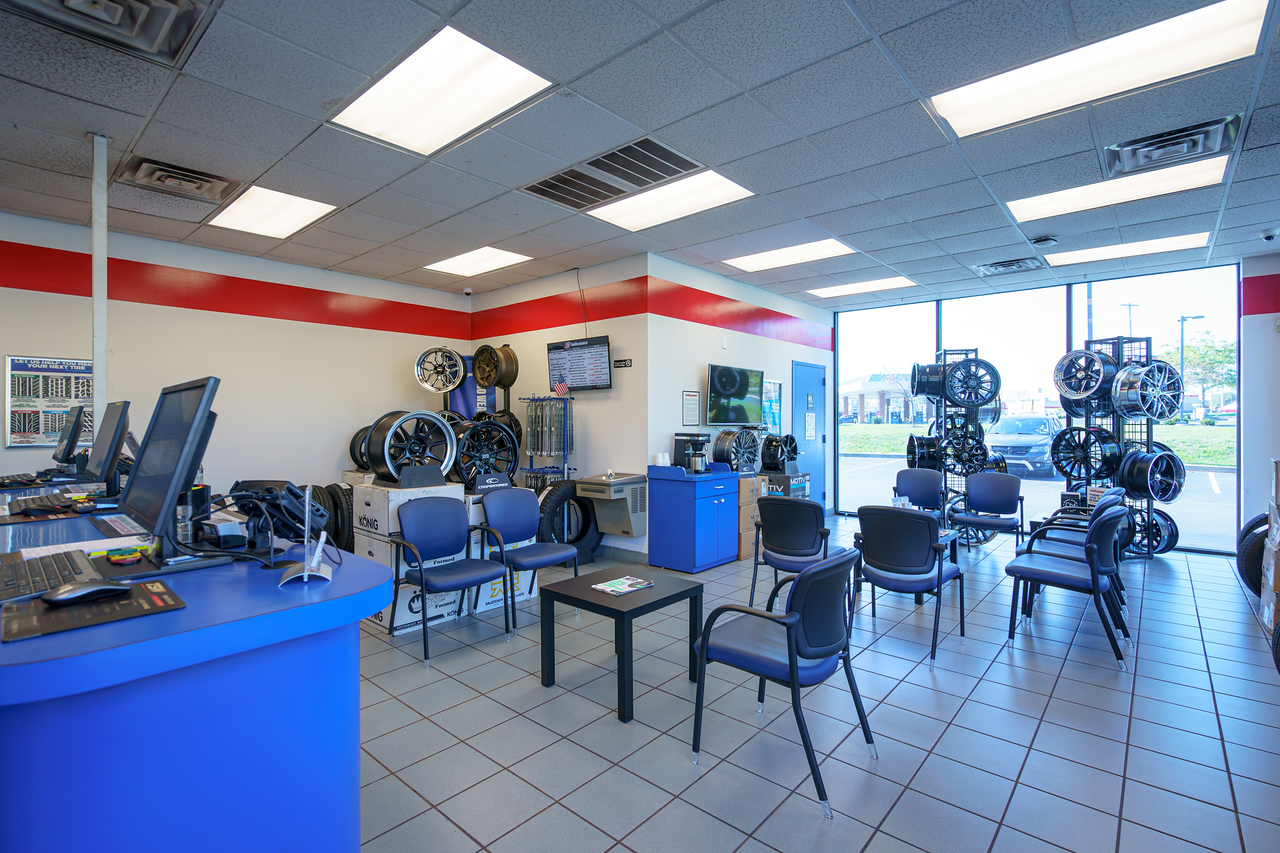 Tire Discounters on 4414 Brandt Pike in Dayton