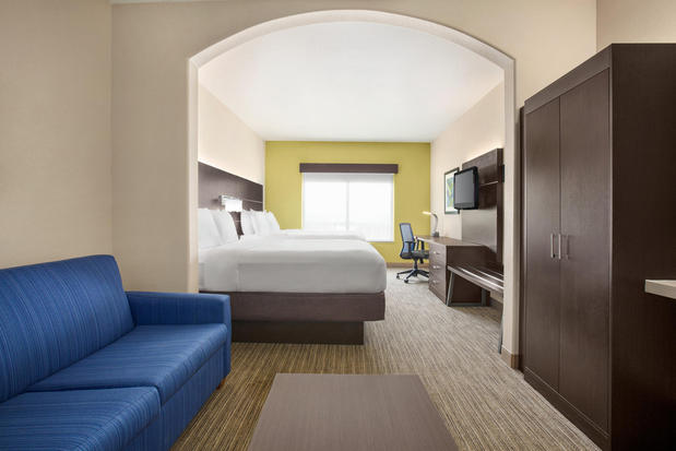 Images Holiday Inn Express & Suites San Antonio NW-Medical Area by IHG