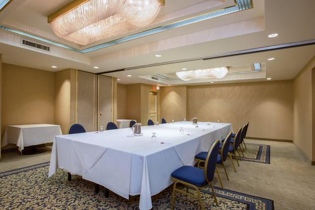 Images Crowne Plaza Los Angeles Harbor Hotel by IHG
