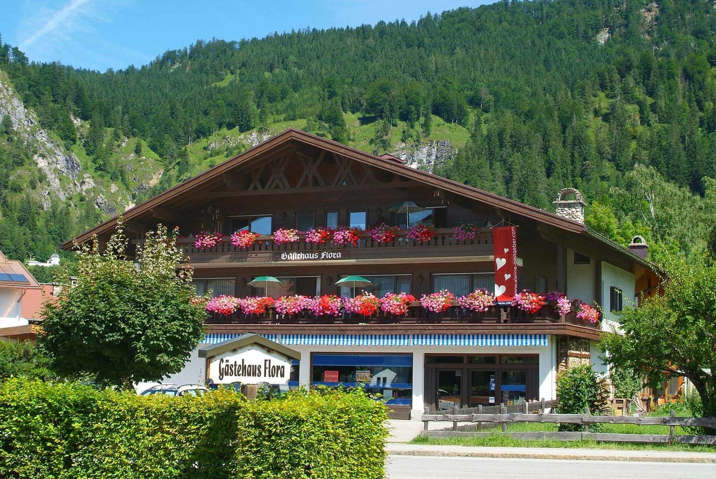 Gästehaus Flora, Dorfstr. 23 in Reit im Winkl