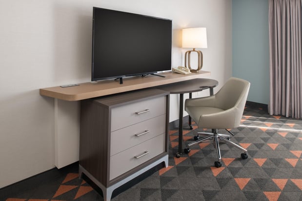 Images Holiday Inn Portland - Columbia Riverfront by IHG