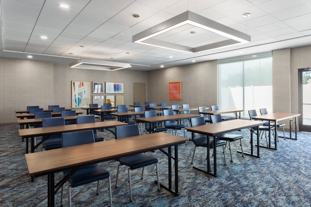 Images Holiday Inn Express Atlanta Airport - North by IHG