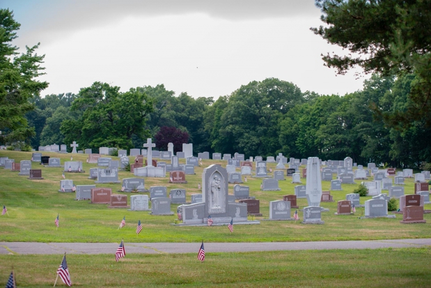 Images Saint James Cemetery