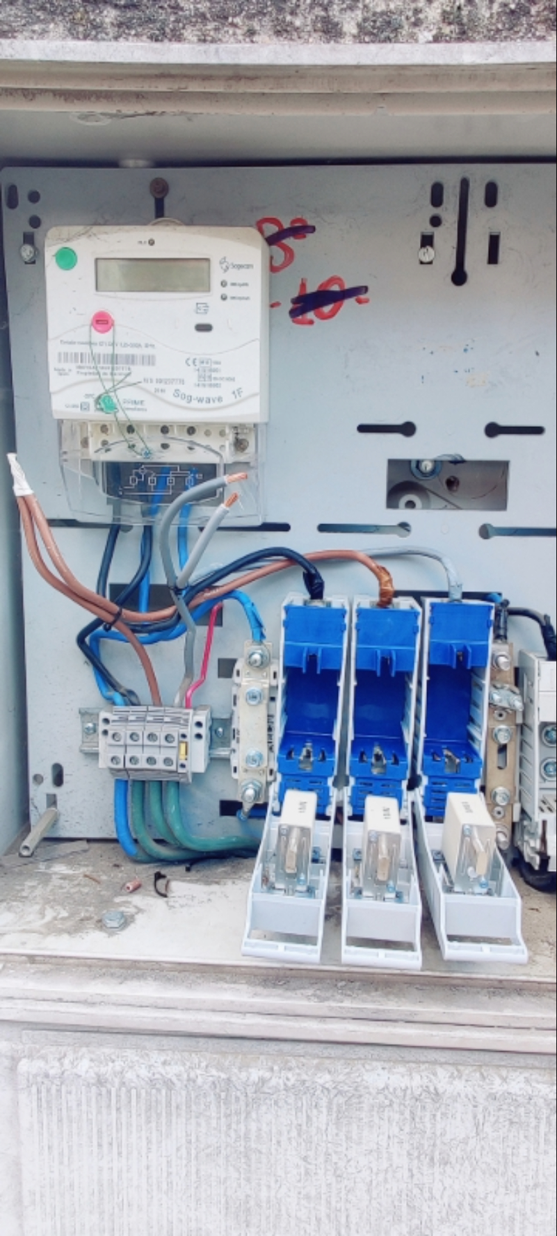 Images ELECTRICISTAS 24H-CIRCUIT REPAIRED -Urgencias Madrid