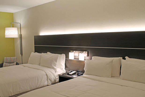 Images Holiday Inn Express & Suites St. Louis South - I-55 by IHG