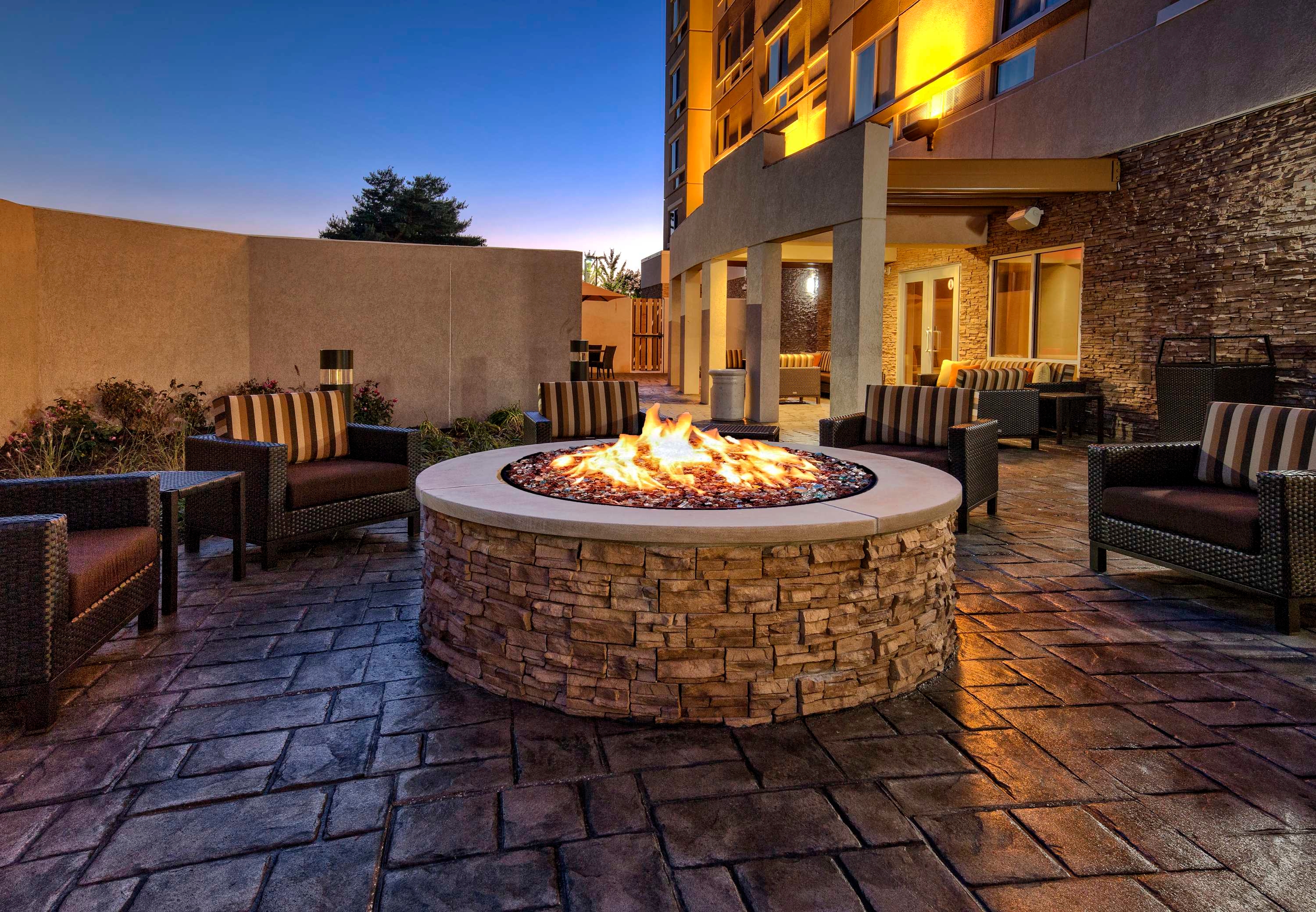 Hilton Garden Inn Long Island Westbury