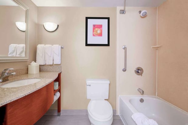 Images Hilton Garden Inn Independence