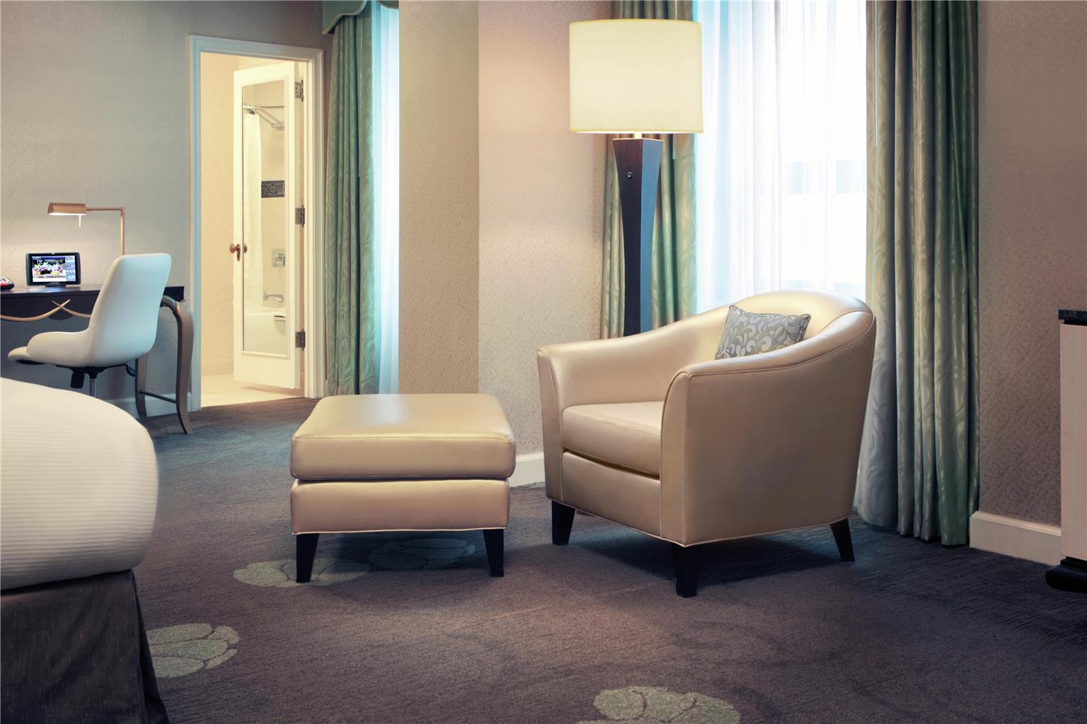 Guest room 