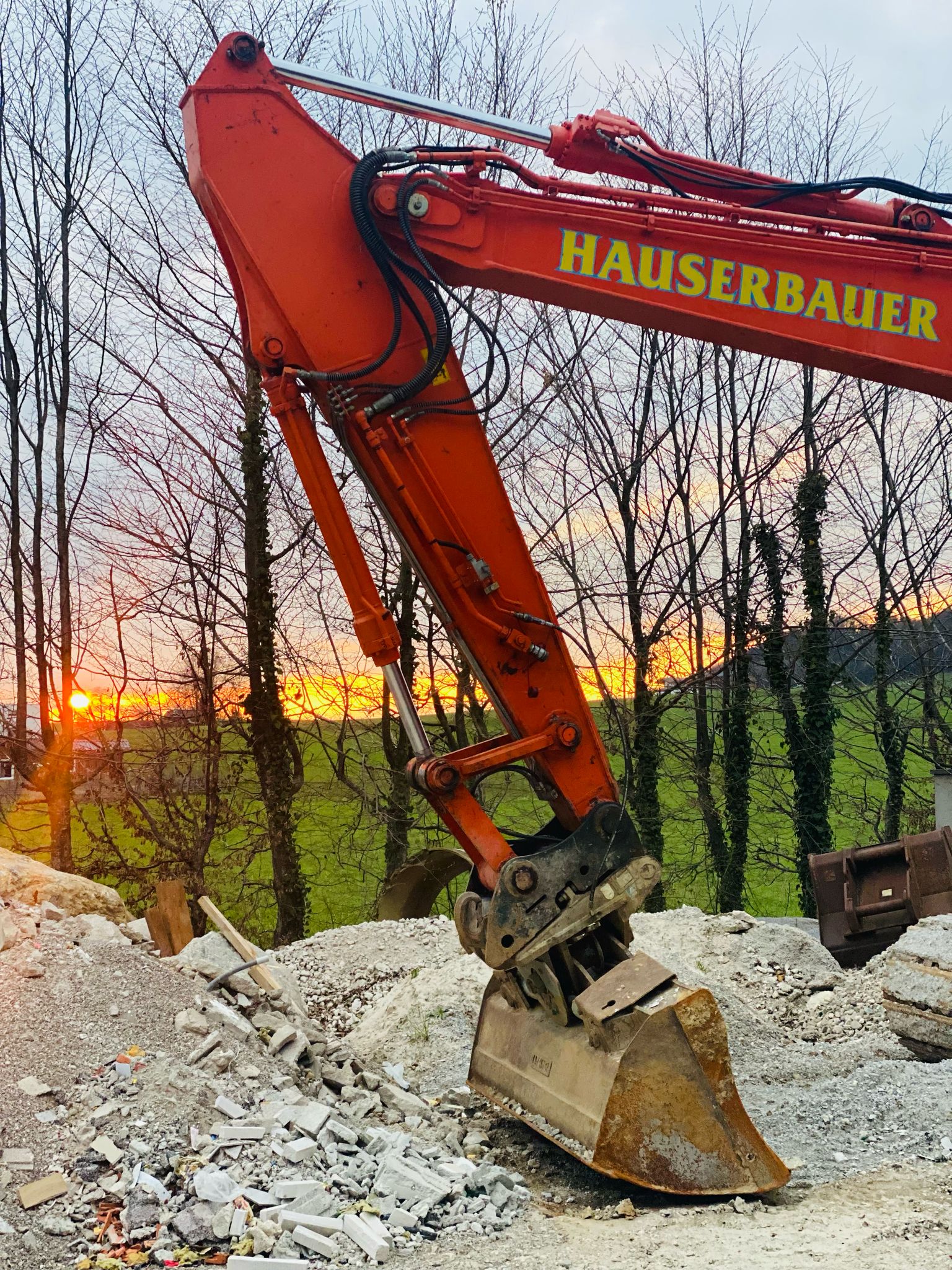 Bild 4 von Hauserbauer Transport & Erdbau GmbH