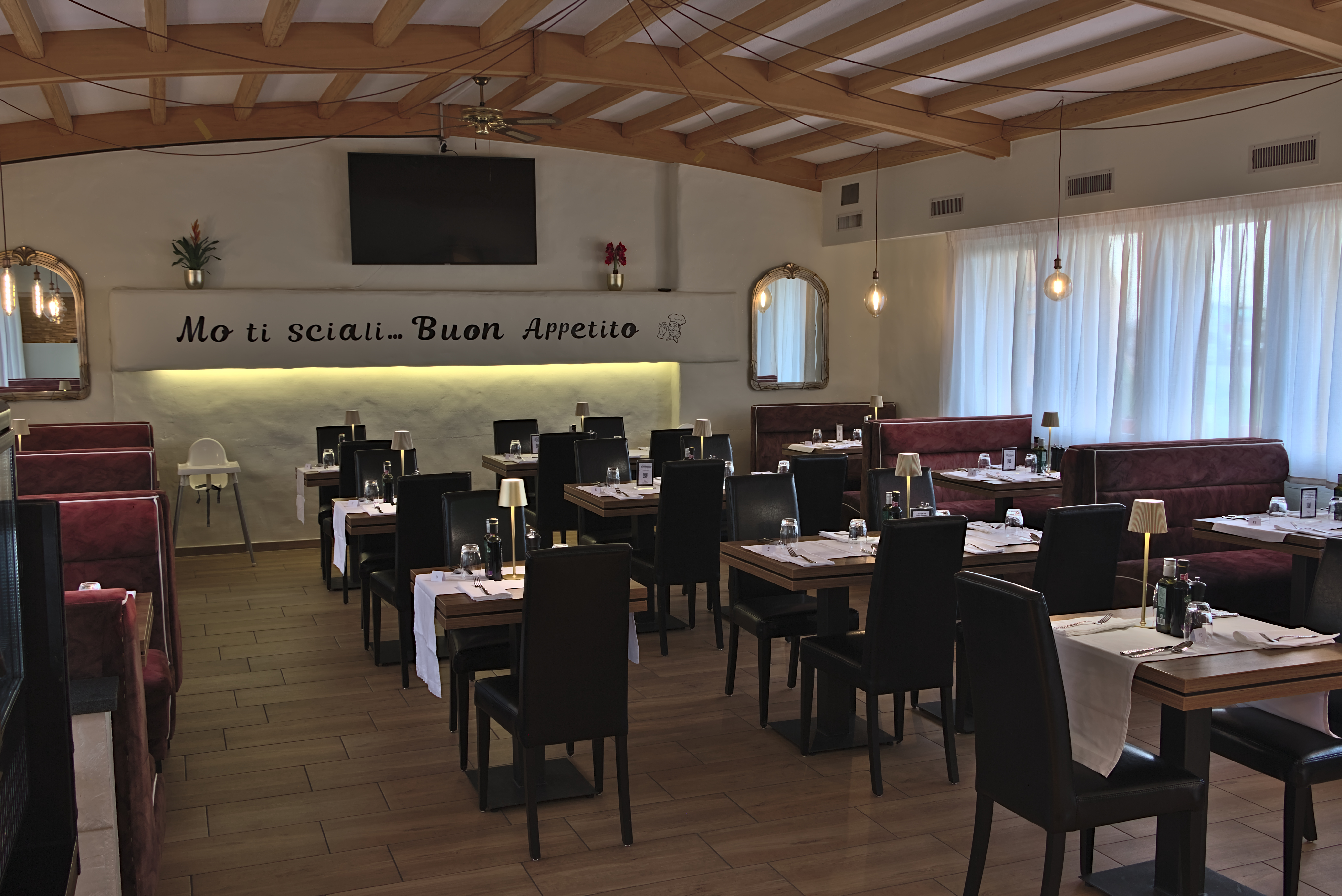 A+ I Cugini - Ristorante & Pizzeria, Bahnhaldenstrasse 2A in Zürich