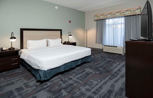 Images Hampton Inn & Suites Raleigh Downtown
