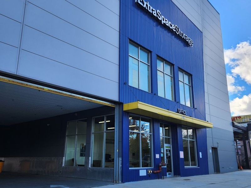 Images Extra Space Storage