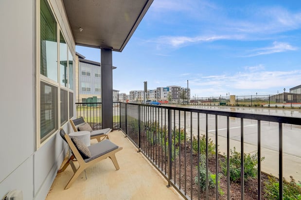 Images Ascend at Pioneer Hill