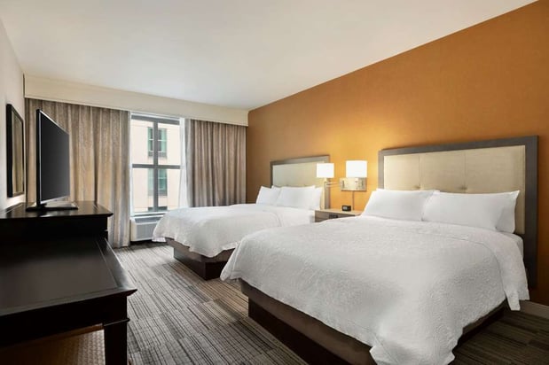 Images Hampton Inn & Suites Roanoke-Downtown