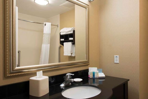 Images Hampton Inn & Suites Danville