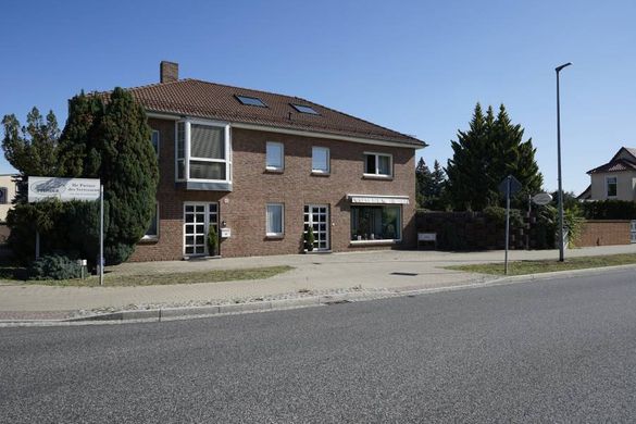 Bestattungshaus Pfender, Berkenbrücker Chaussee 6A in Luckenwalde