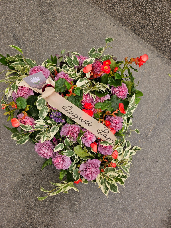 Images Saraflorist, negozio di fiori piante e oggettistica