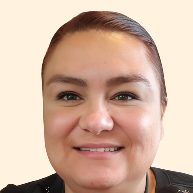 Images Laura Cisneros, Counselor