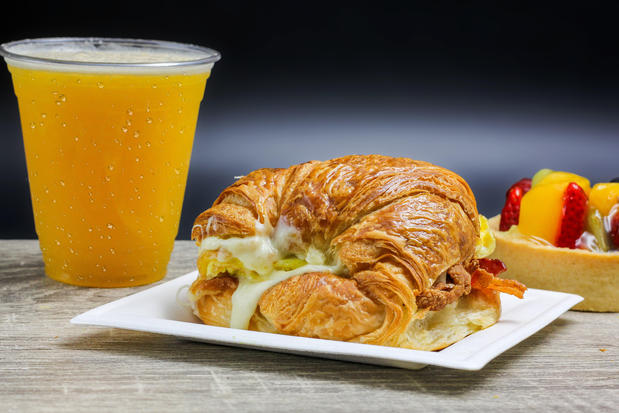 Images Mecatos Bakery & Café