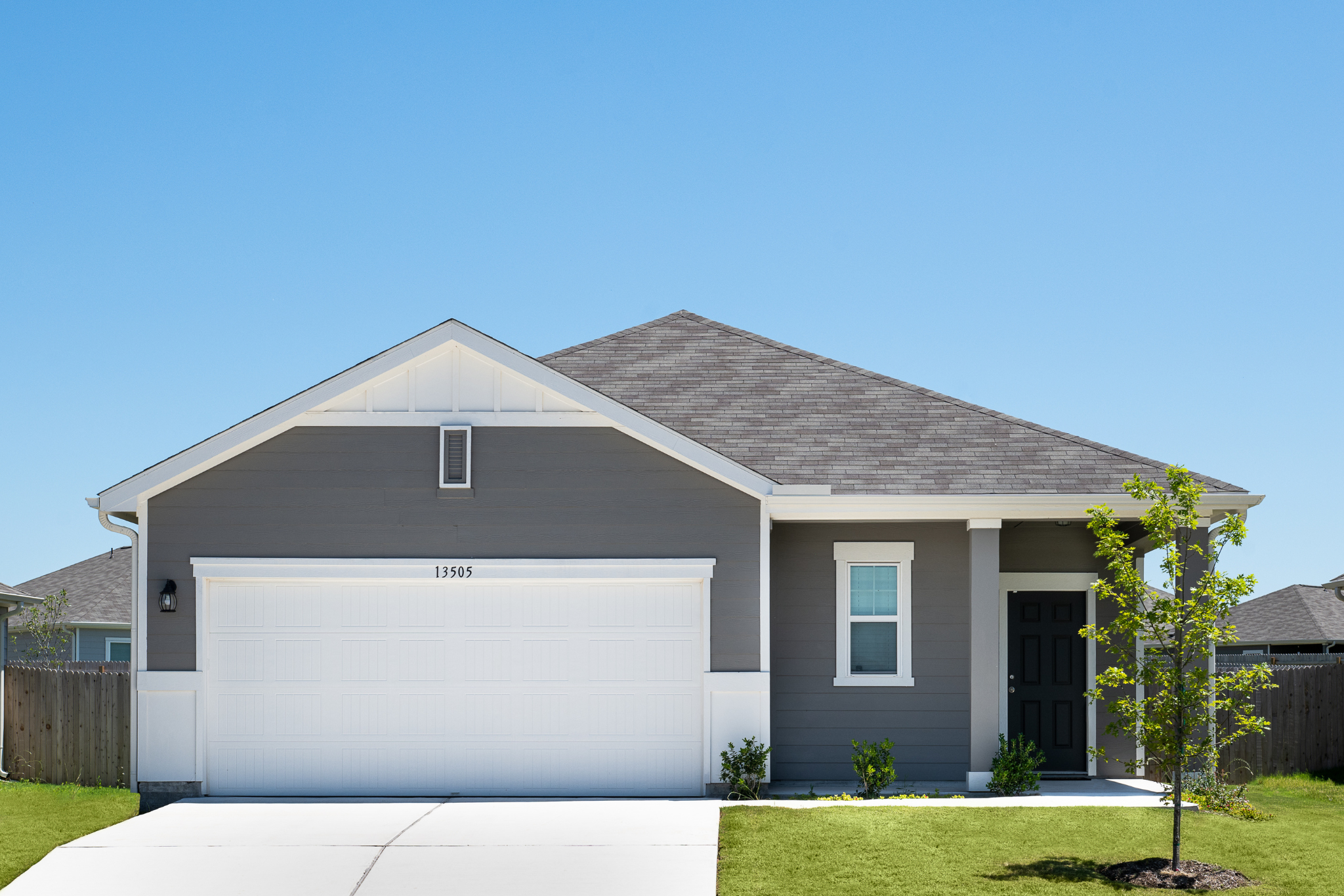 Check out our Glimmer plan in our Houston area neighborhood, Cedar Pointe!