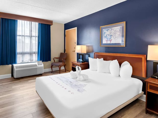 Images Best Western Potomac Mills
