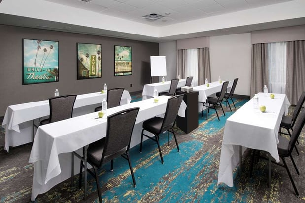 Images Hampton Inn Miami Airport East