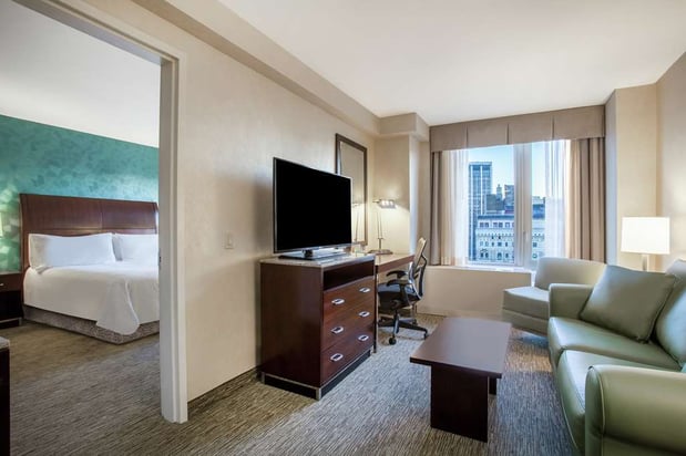 Images Hilton Garden Inn New York/West 35th Street