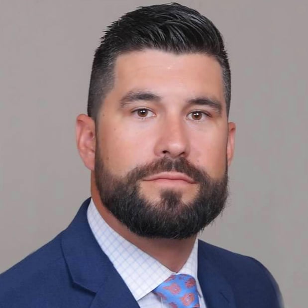 Images Edward Jones - Financial Advisor: Tom Wilson