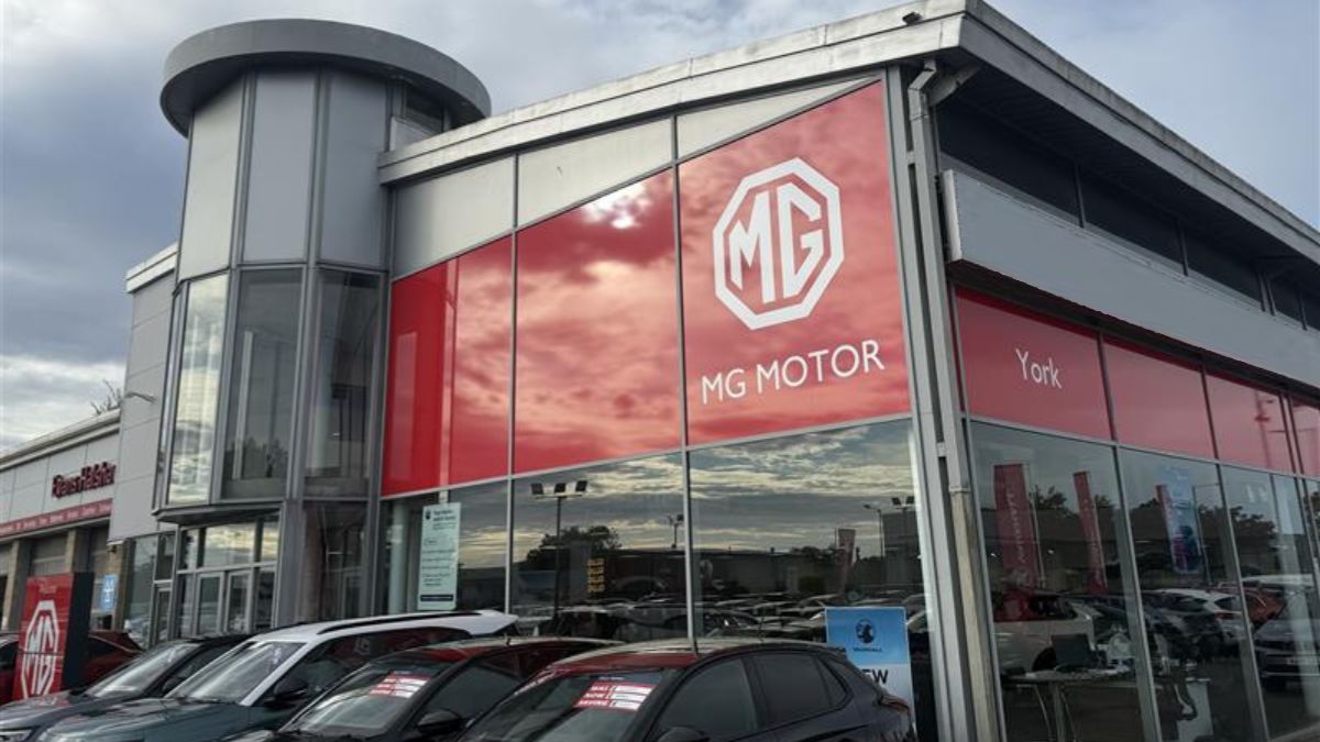 Images Evans Halshaw MG York