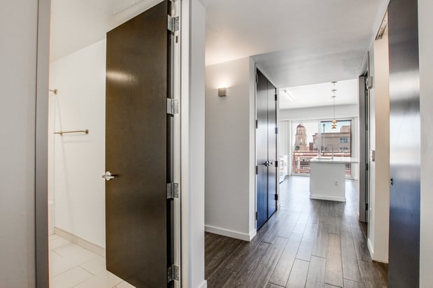 Images 1 West Broadway