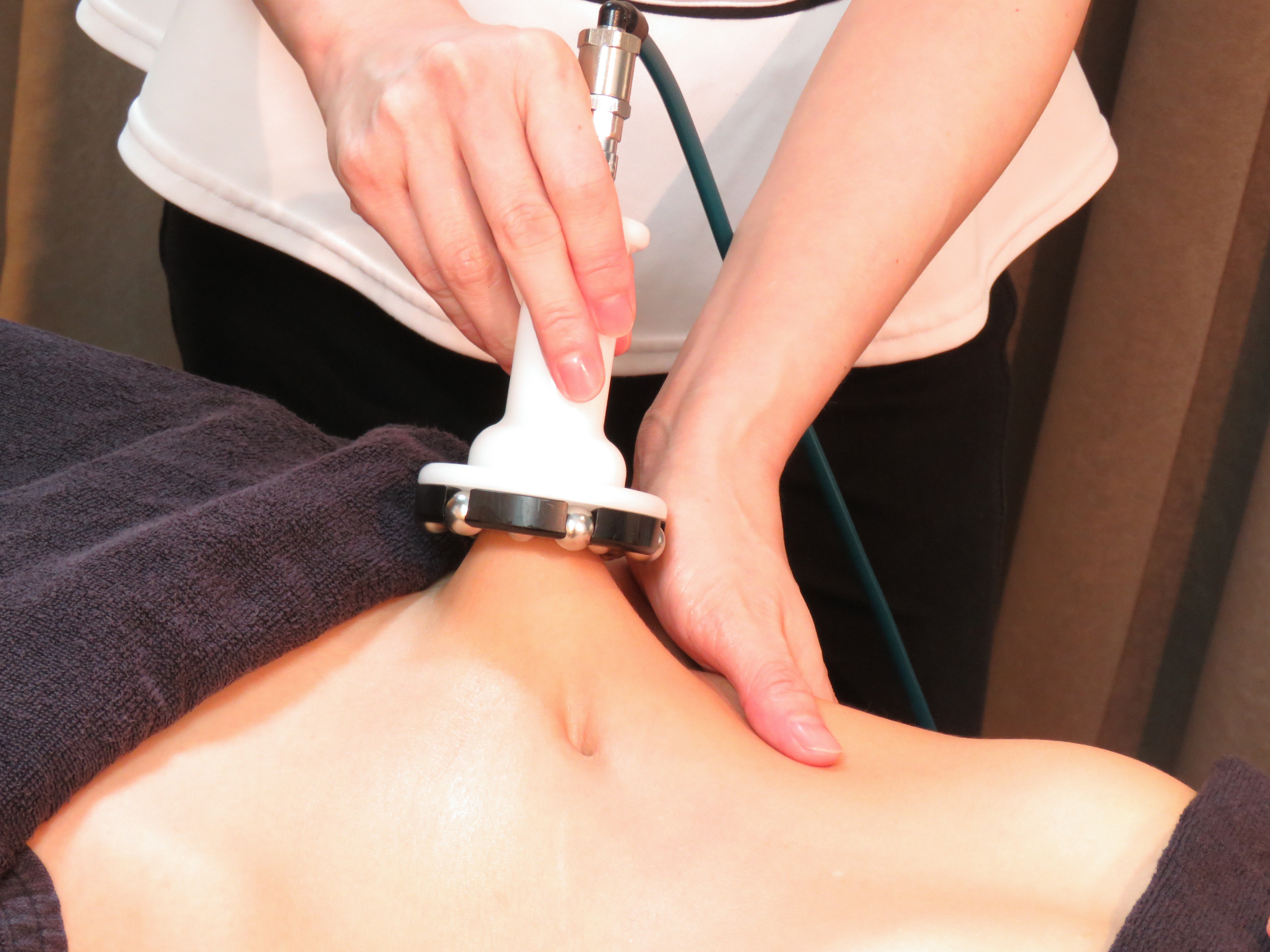 Images Anti-Aging Salon Aoyama -Naomi Ayukawa-