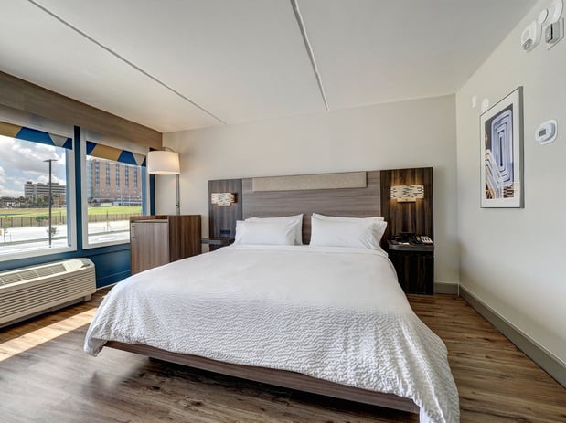 Images Holiday Inn Express Corpus Christi - Beachfront by IHG