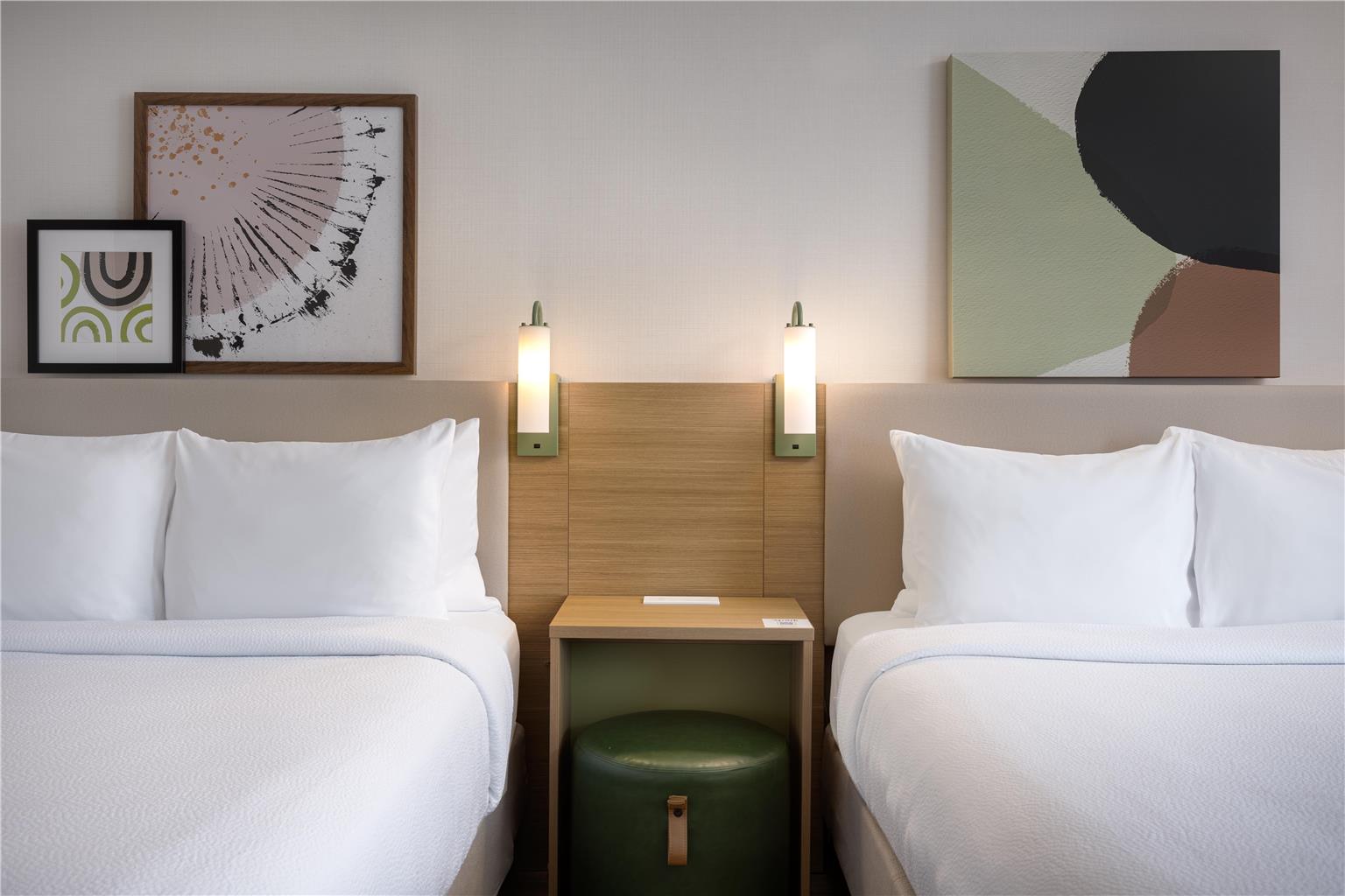 Images Spark by Hilton Toronto Mississauga