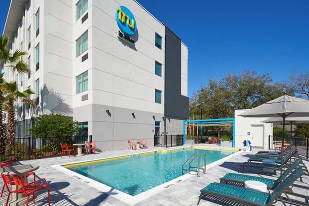 Images Tru by Hilton Jacksonville South Mandarin