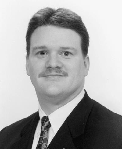 Images Douglas Couch - Financial Advisor, Ameriprise Financial Services, LLC