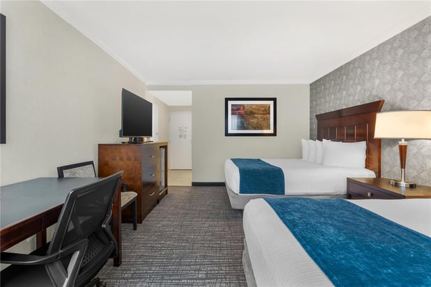 Images Best Western Plus Carriage Inn