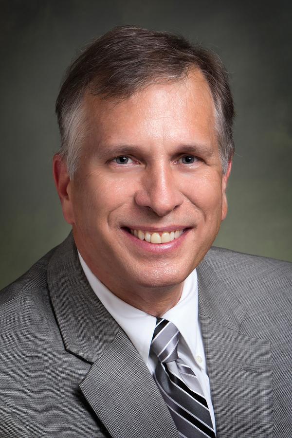 Edward Jones - Financial Advisor: Wayne V Pratt, AAMS™ Vicksburg (601)619-0204