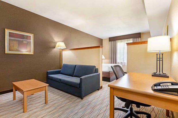 Images Best Western Locust Grove Inn & Suites